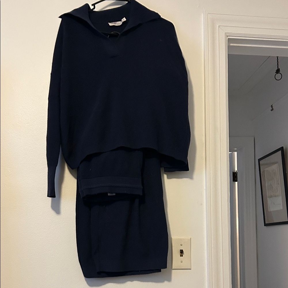 Vineyard Vines - Navy Blue Waffleknit Sweater and Pants Set, Size M Top/L bottom
